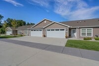 Building Photo - Redwood Rochester Hills