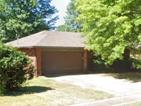 Building Photo - 1112 W McGee St