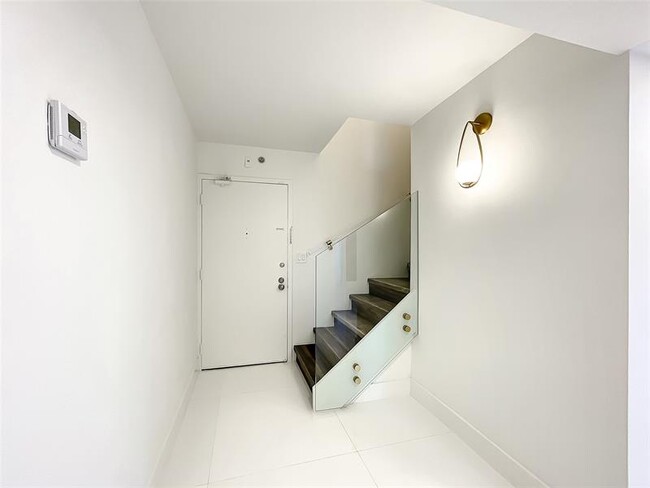 Building Photo - 20329 W Country Club Dr
