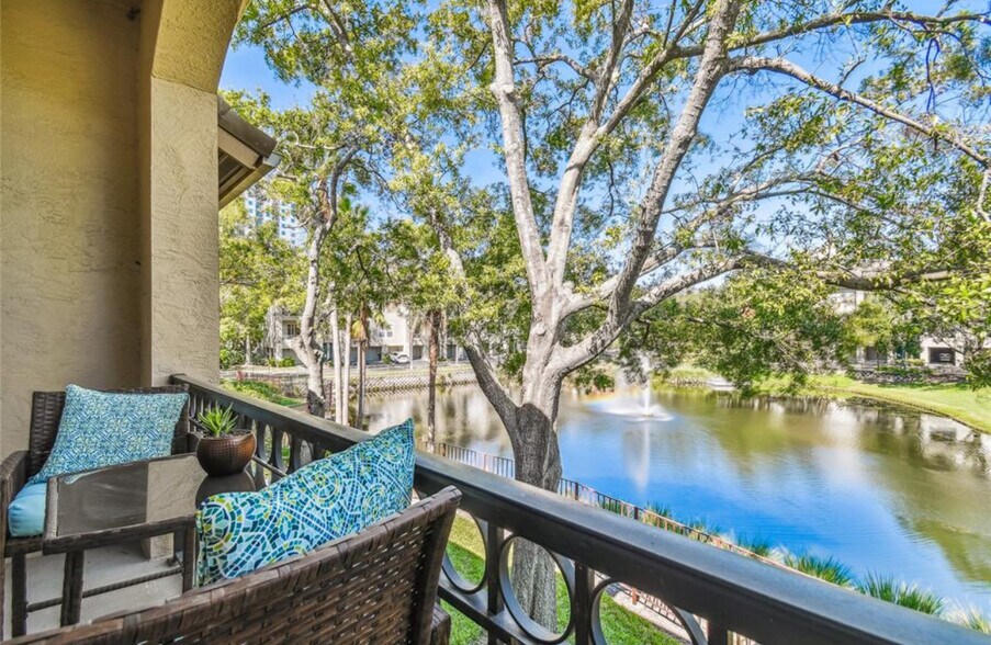 Building Photo - 628 Arbor Lake Ln