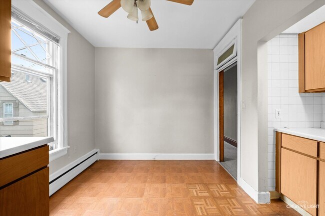 Building Photo - 17 S Channing St