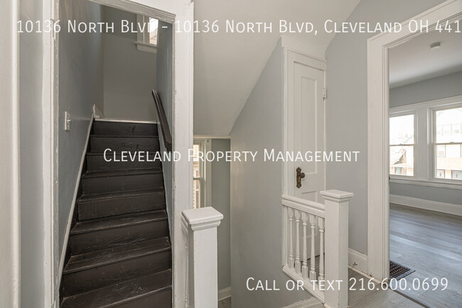 Building Photo - Newly Renovated Cleveland Duplex