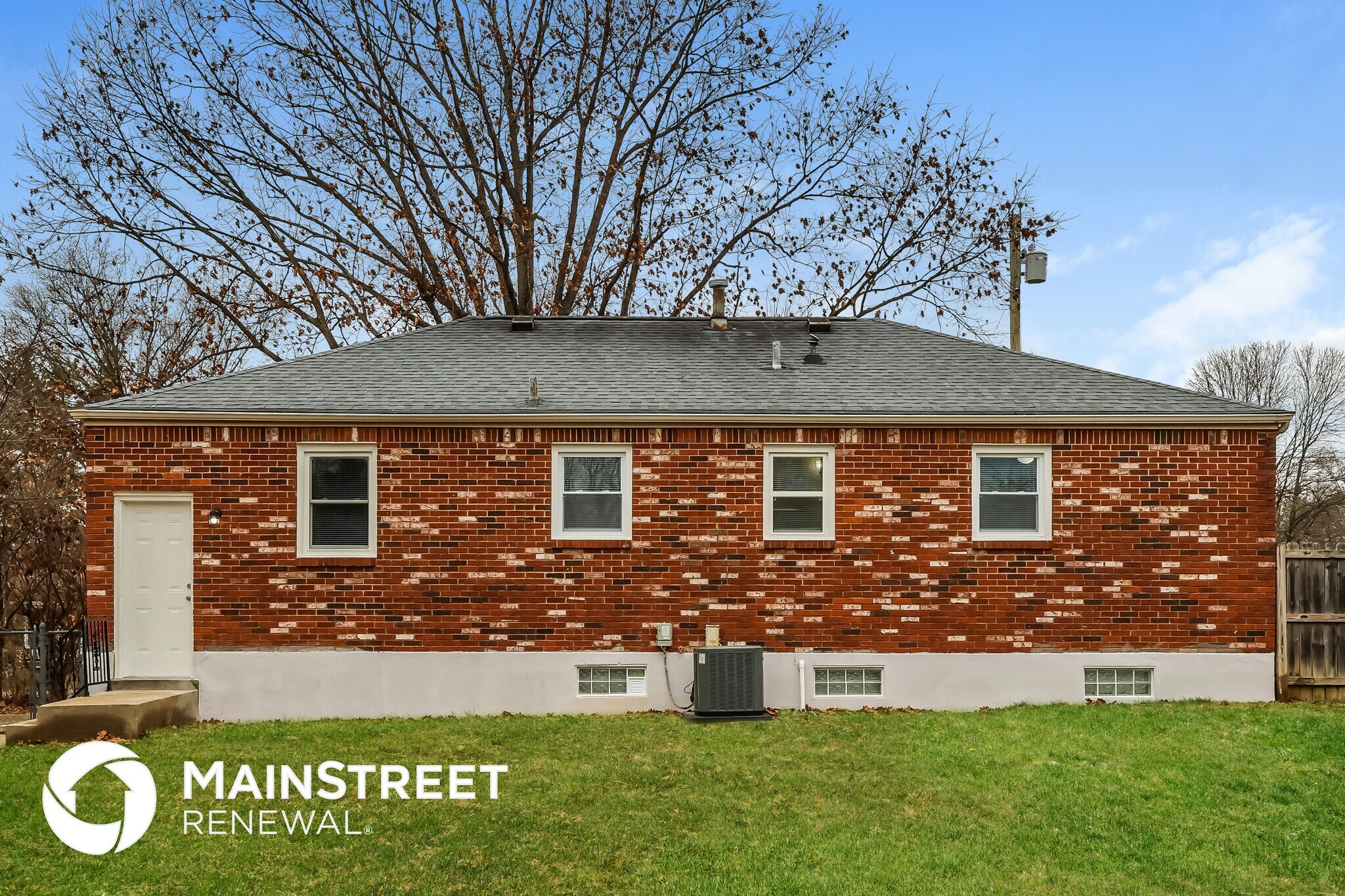 Building Photo - 5301 Sprucewood Dr