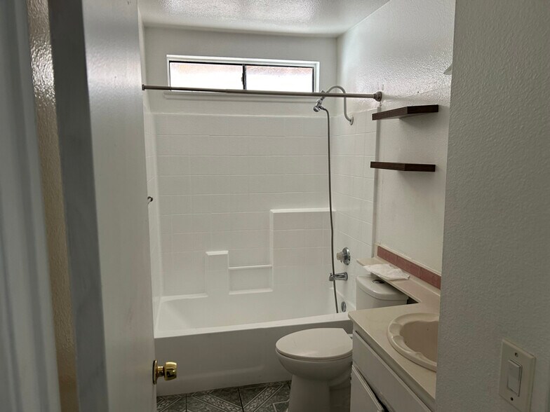 Building Photo - 1558 Arrow Creek Dr