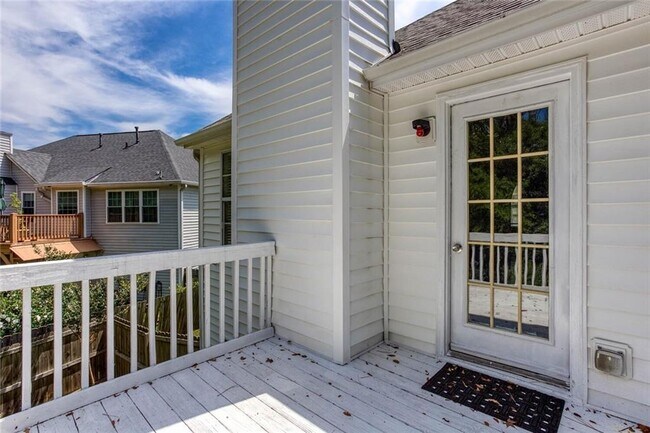 Building Photo - 5414 Sweetsprings Dr SW