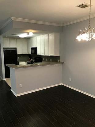 Building Photo - 3804 Shire Valley Dr