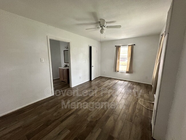 Building Photo - 317 Kashmuir Pl