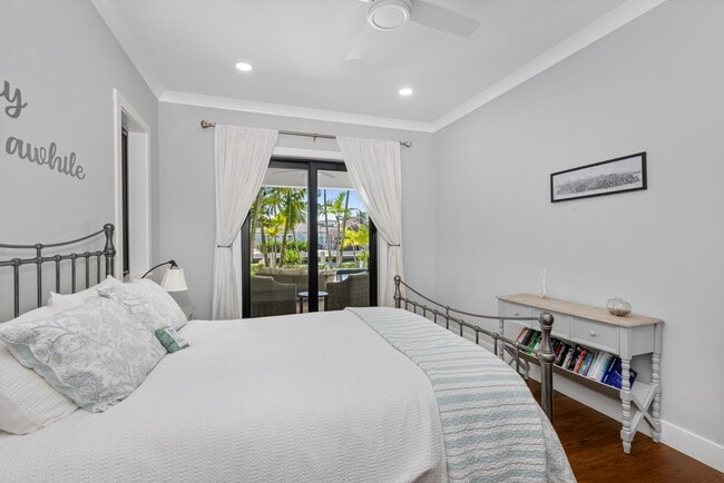 Building Photo - 940 Greenbriar Dr