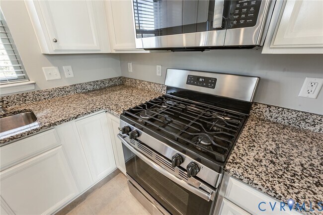 Building Photo - 6404 Bilberry Aly