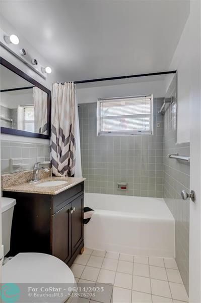 Building Photo - 2548 Key Largo Ln