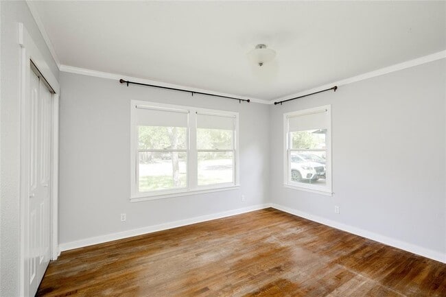 Building Photo - 8314 Polar Dr