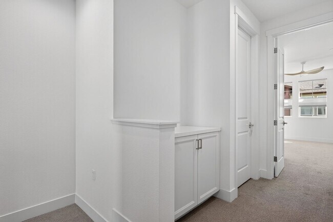 Building Photo - 1441 Julia Ln