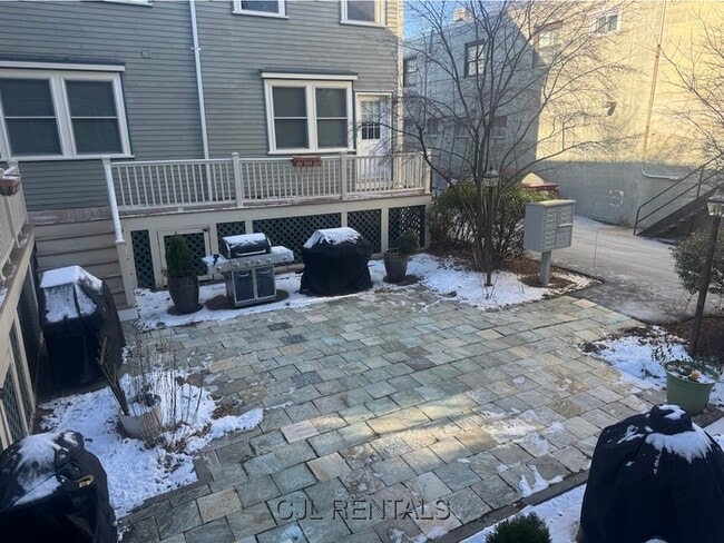 Building Photo - 4 Sherman Ct