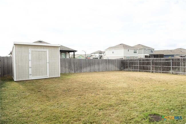 Building Photo - 804 Sweetgrass