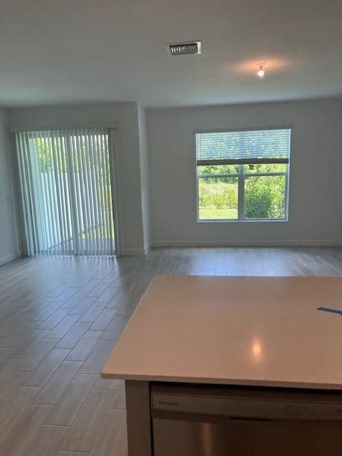 Building Photo - 4393 Hammock Grove Dr