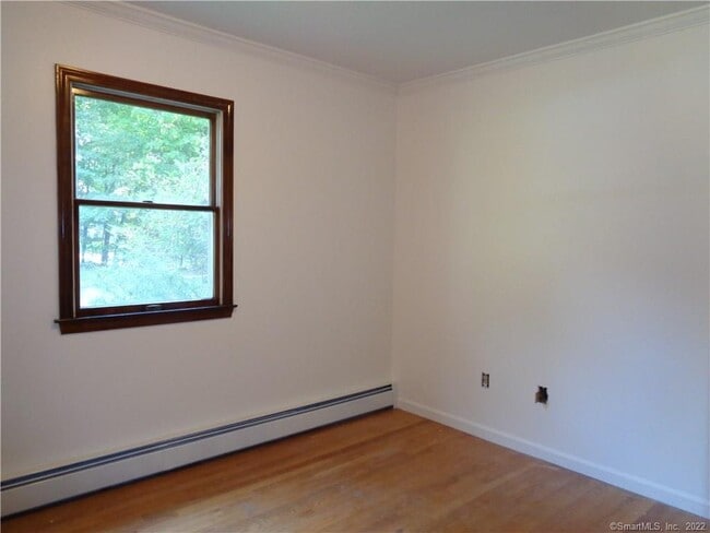 Building Photo - 44 Flat Rock Rd