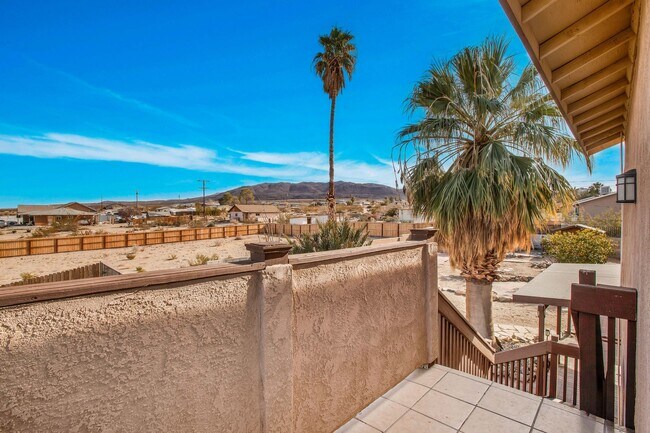 Building Photo - 7565 Sherman Hoyt Ave