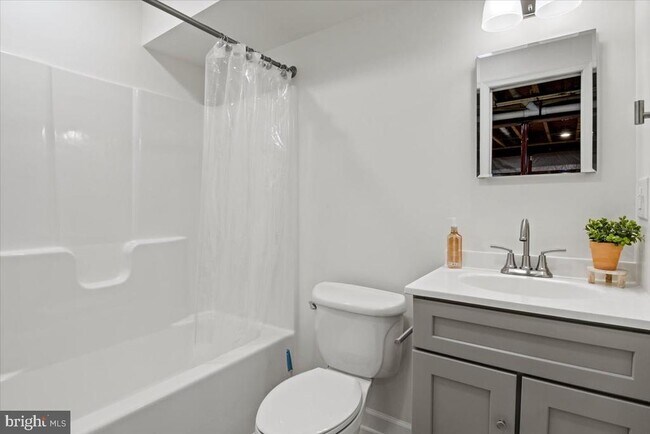 Building Photo - 20970 Branchwood Ct