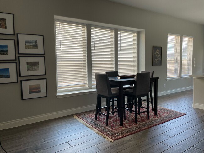 Building Photo - 2321 Birdwell Cove