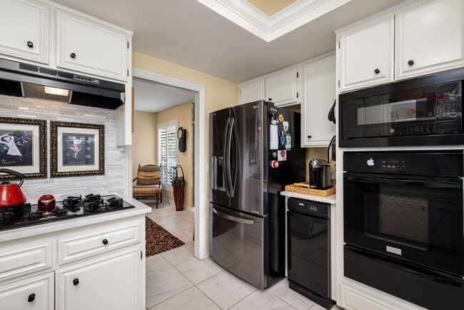 Building Photo - 79021 Bayside Ct