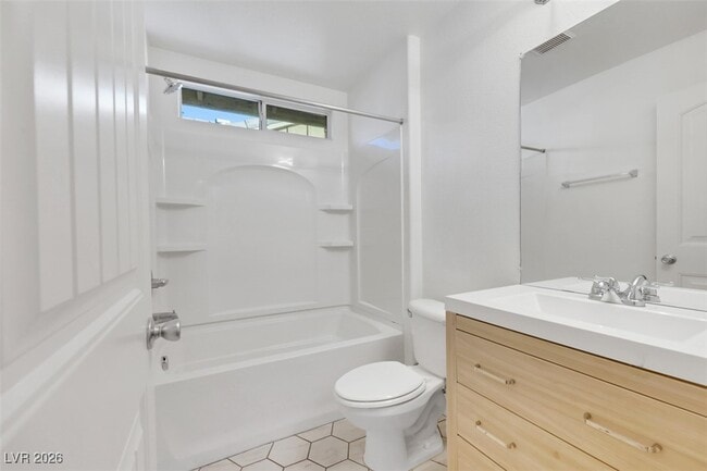 Building Photo - 321 Copper Pine Ave