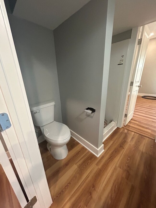 Building Photo - 839 Locust St