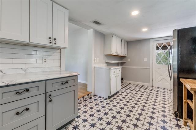 Building Photo - 8910 San Leandro Dr