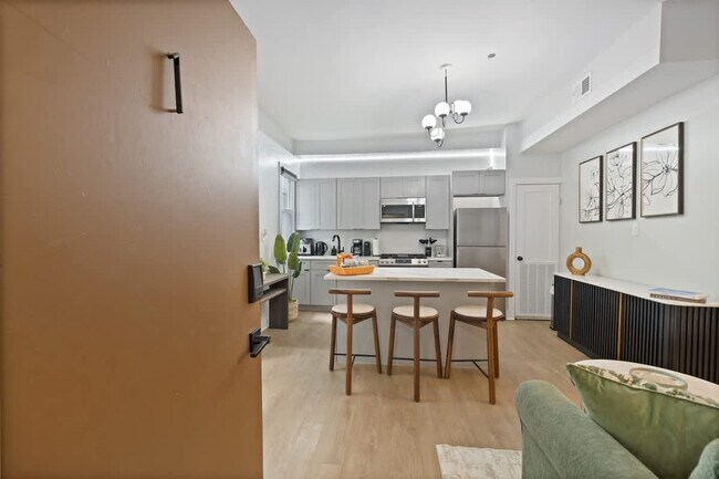 Building Photo - 20 Tuers Ave