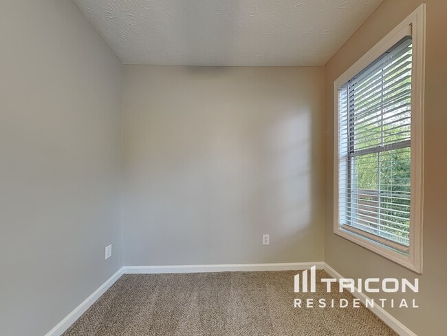 Building Photo - 1110 Karastan Court SW Marietta GA