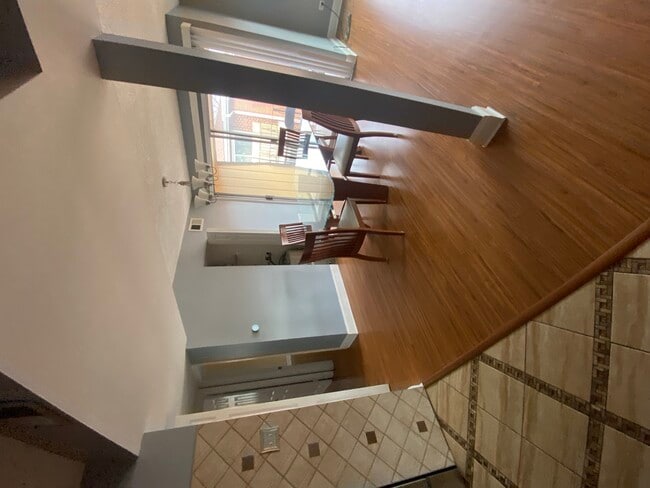 Building Photo - 9708 Nottingham Ave