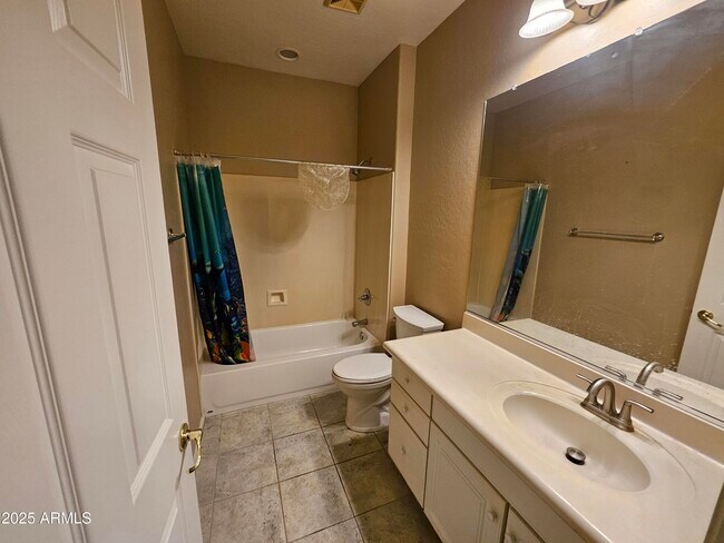 Building Photo - 42593 Abbey Rd