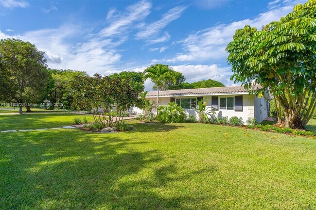 Building Photo - 7021 SW 107th St