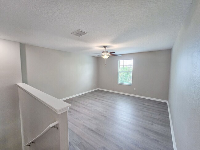Building Photo - 10520 Strawberry Tetra Dr