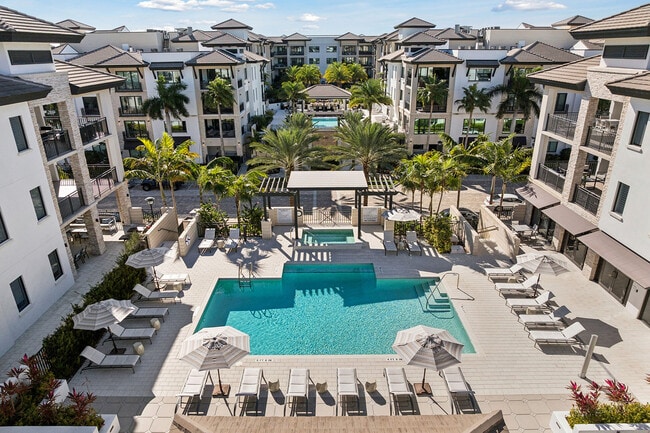 Building Photo - 1135 3rd Ave S