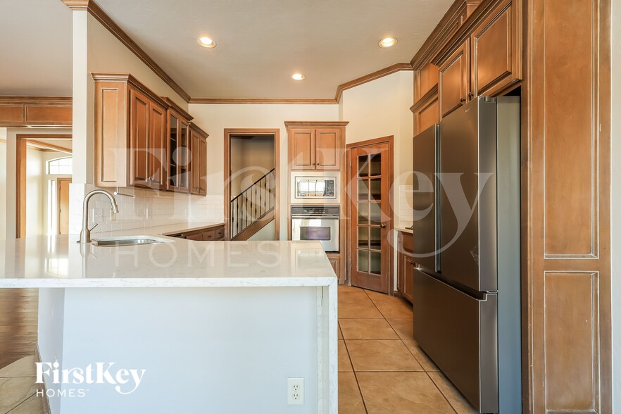 Building Photo - 1621 NW 183rd St