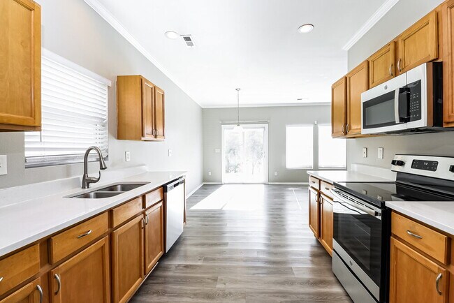 Building Photo - 4611 Meadowfield Rd