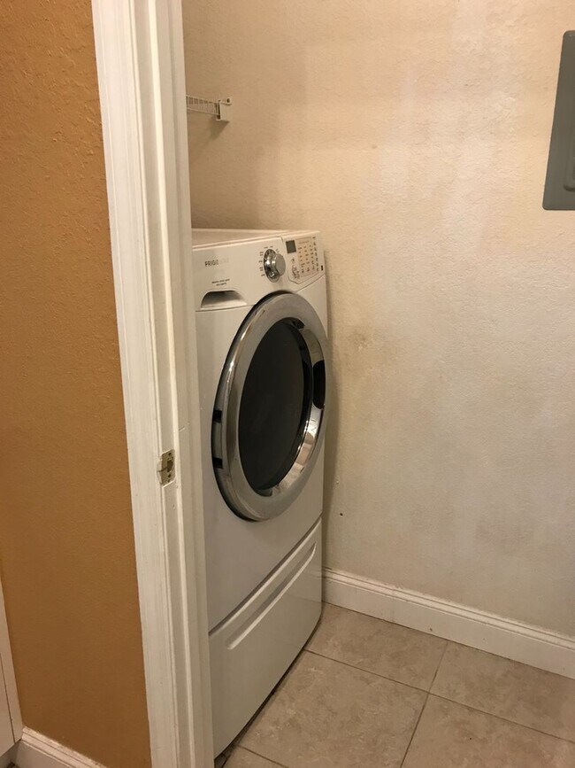 Building Photo - 3593CR#431(75)