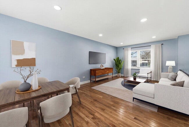 Building Photo - 22180 Navaho Ave