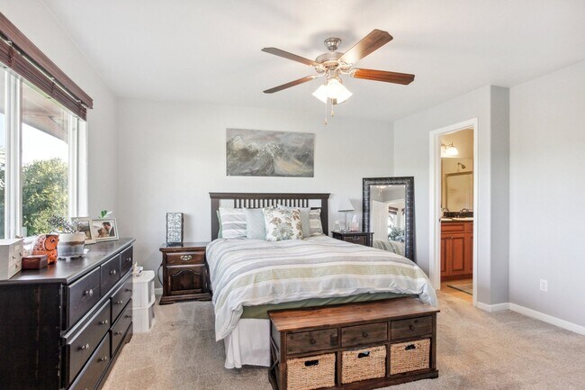 Building Photo - Arvada Townhome with Serene Lake Views