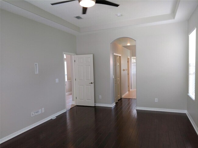 Building Photo - 919 Scherer Way