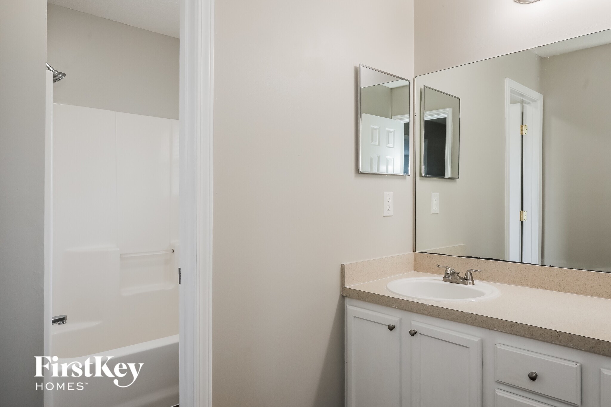 Building Photo - 1240 Loquat Ct