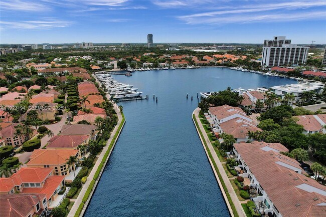 Building Photo - 3757 NE 208th Terrace