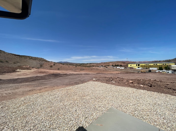 Building Photo - 1060 W Province Way