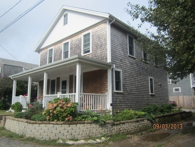 Primary Photo - 7 Avenue A