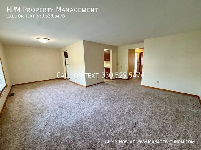 Building Photo - 7165 Starcliff Ave NW