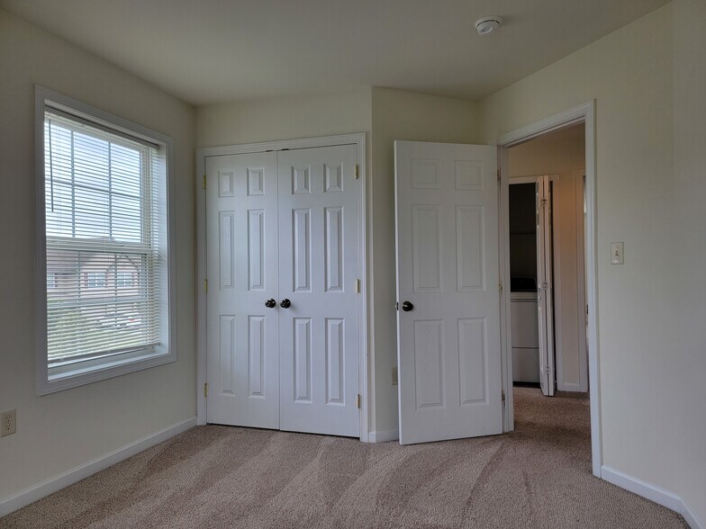 Building Photo - 202 Mount Olive Ln