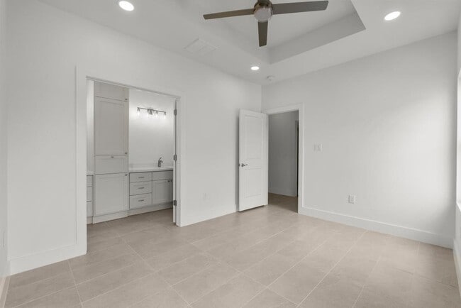Building Photo - 510 2nd St