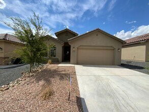 Building Photo - Beautiful New Construction Single Story Ho...