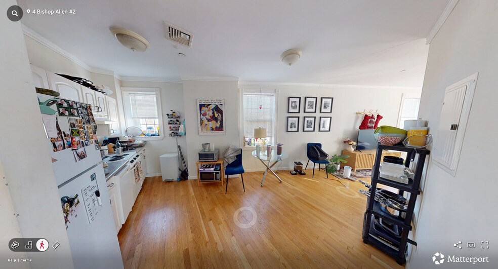 Building Photo - 4 Bishop Allen Dr