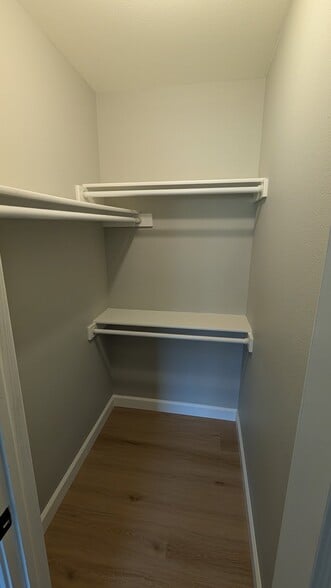 Building Photo - 3450 Hazelwood Ct